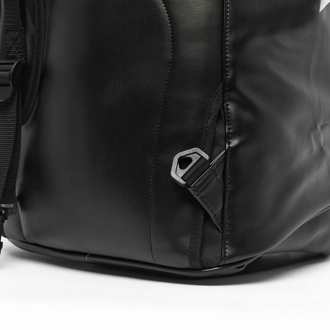 Αθλητική Τσάντα adidas 3 IN 1 TEAMBAG,  Μαύρο/Χρυσαφί